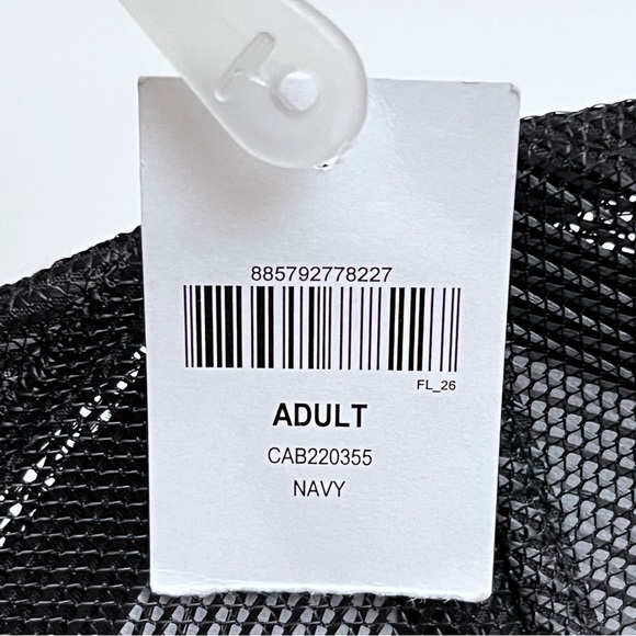 Cabela’s Men’s Navy Blue Mesh Snapback Trucker Hat NWT - Picture 7 of 9